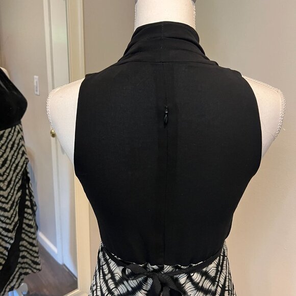 NWT Iris Setlakwe Designer Black and white sleeveless dress, Size 0 - Picture 9 of 14